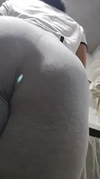 Elowyn online show from March 23, 1:28 am