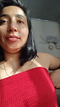 Elowyn online show from July 18, 8:39 pm