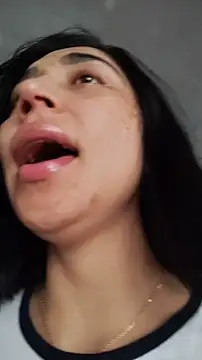 Elowyn online show from January 18, 8:23 pm