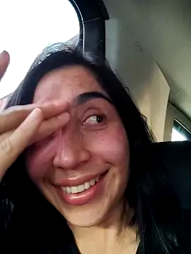 Elowyn online show from January 5, 5:38 pm