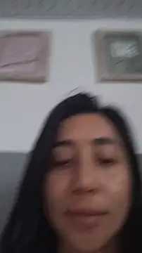 Elowyn online show from February 21, 5:48 pm