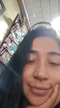 Elowyn online show from February 22, 3:35 pm