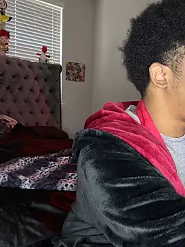 Snapshot of piscesaurora chatting on March 19, 1:40 pm piscesaurora online show from March 19, 1:40 pm