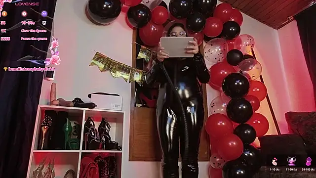  LuanaDabbraccio online show from April 30, 1:51 pm