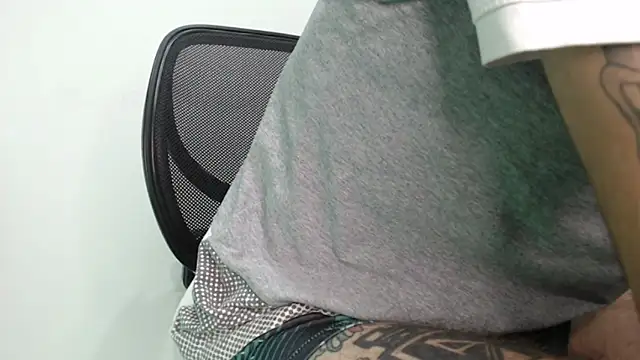 bigdick monster1 online show from January 14, 10:19 am