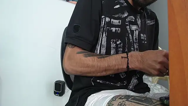 bigdick monster1 online show from December 22, 3:01 pm