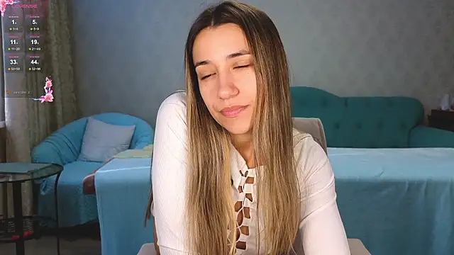 hot ass 18 online show from March 11, 4:17 am