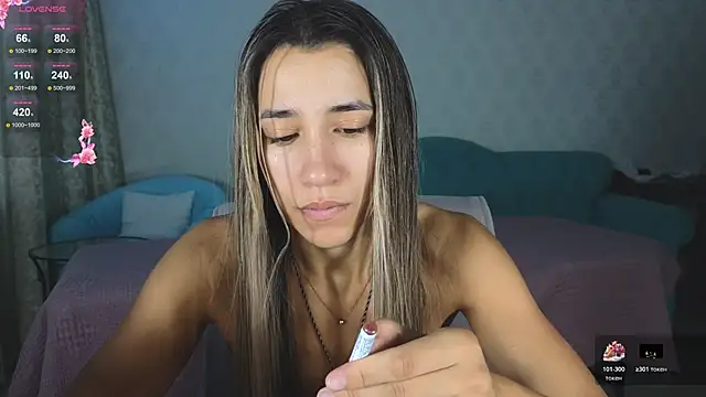 Snapshot of hot_ass_18 chatting on February 19, 1:46 am hot ass 18 online show from February 19, 1:46 am