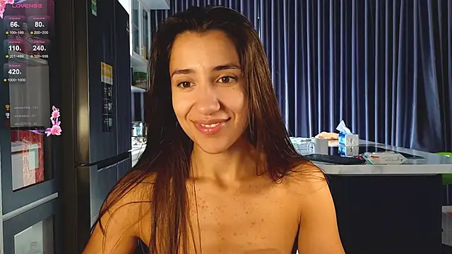 Snapshot of hot_ass_18 chatting on February 3, 6:22 am hot ass 18 online show from February 3, 6:22 am