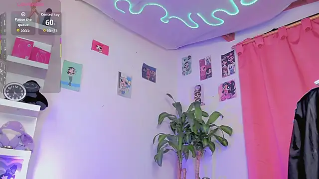 Snapshot of sexys_ladys_htt chatting on February 12, 7:13 pm sexys ladys htt online show from February 12, 7:13 pm