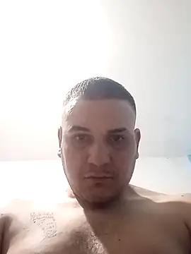 Snapshot of calfran chatting on September 28, 11:44 pm calfran online show from September 28, 11:44 pm