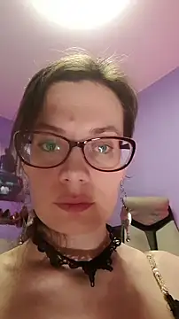 Snapshot of MilanaPure chatting on November 14, 10:13 pm MilanaPure online show from November 14, 10:13 pm