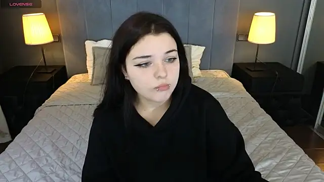 Snapshot of SHERI_BELTON chatting on December 16, 7:51 pm SHERI BELTON online show from December 16, 7:51 pm