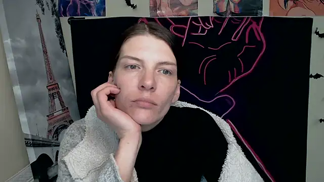 Snapshot of VanessaRey_ chatting on March 18, 10:50 am VanessaRey online show from March 18, 10:50 am