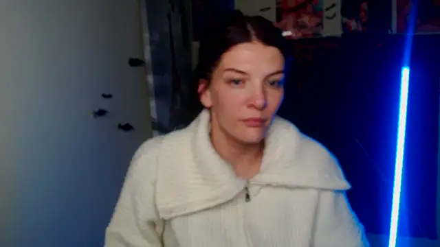 VanessaRey  online show from November 29, 5:51 am