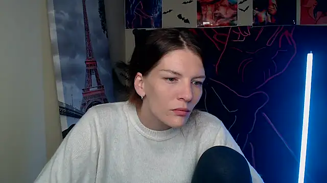 Snapshot of VanessaRey_ chatting on October 9, 5:24 pm VanessaRey online show from October 9, 5:24 pm