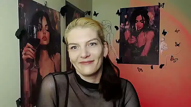 VanessaRey  online show from March 28, 6:31 pm