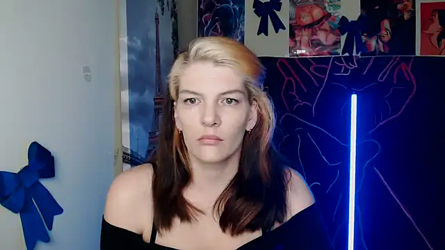 VanessaRey  online show from March 27, 6:09 pm