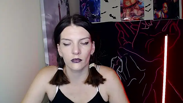 VanessaRey  online show from October 28, 8:02 am