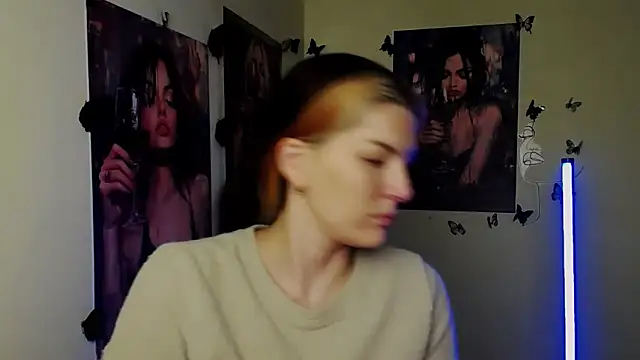 VanessaRey  online show from March 9, 6:11 pm