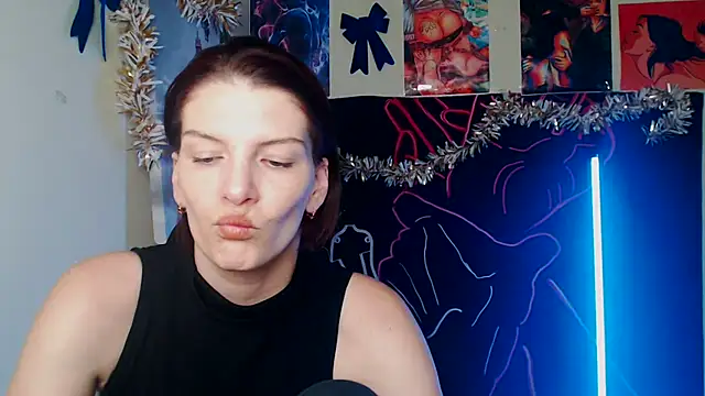 VanessaRey  online show from December 15, 7:58 am