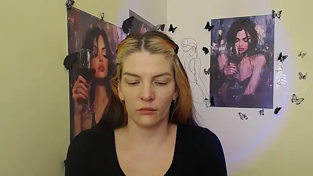 VanessaRey  online show from March 15, 7:15 am