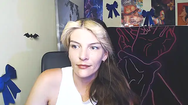 Snapshot of VanessaRey_ chatting on July 2, 6:30 am VanessaRey online show from July 2, 6:30 am
