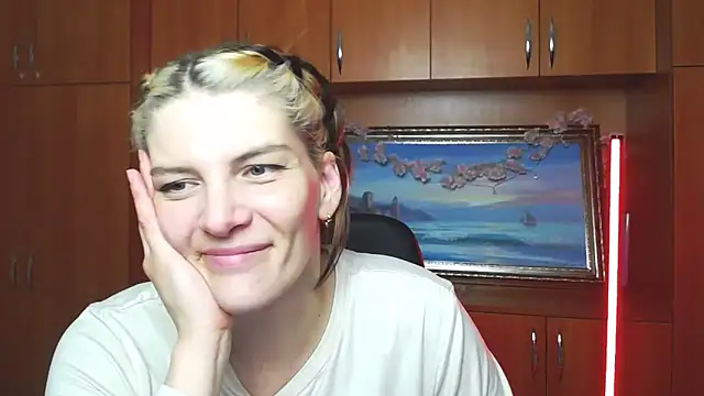 VanessaRey  online show from March 8, 2:04 am