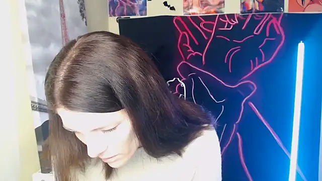 Snapshot of VanessaRey_ chatting on October 17, 7:00 am VanessaRey online show from October 17, 7:00 am