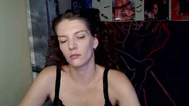 Snapshot of VanessaRey_ chatting on October 8, 6:15 am VanessaRey online show from October 8, 6:15 am