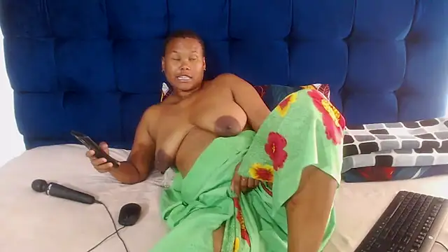 Snapshot of AriesCake chatting on December 14, 12:11 pm AriesCake online show from December 14, 12:11 pm