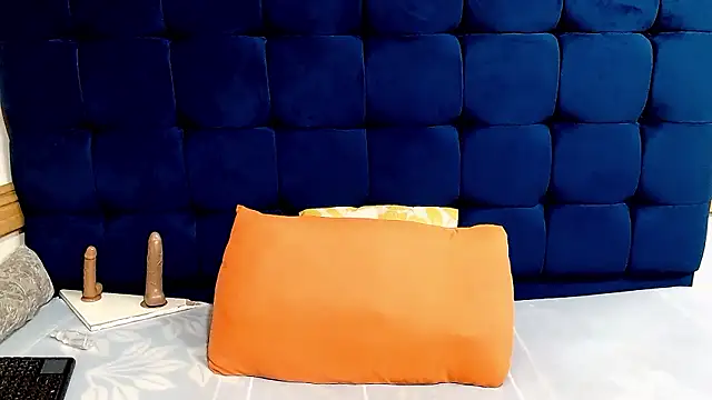 AriesCake online show from May 23, 6:07 pm