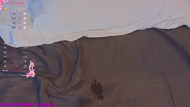 Snapshot of Hollara_Bangg chatting on June 25, 5:12 am Hollara Bangg online show from June 25, 5:12 am