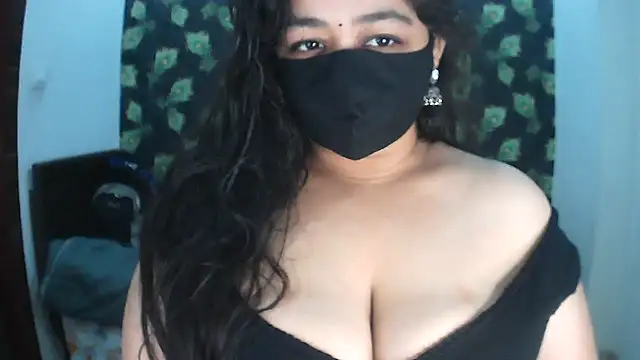 Snapshot of sonali4 chatting on July 14, 12:44 pm sonali4 online show from July 14, 12:44 pm