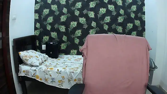 Snapshot of sonali4 chatting on June 25, 11:15 am sonali4 online show from June 25, 11:15 am
