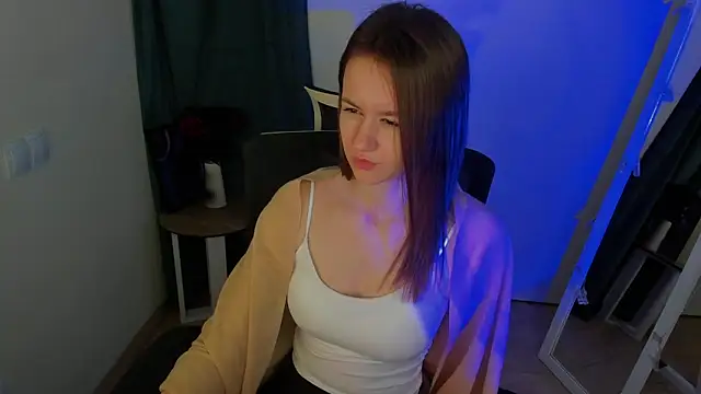 Catherine e online show from November 9, 7:18 pm