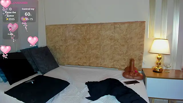 angelinarouse  online show from November 27, 3:07 am