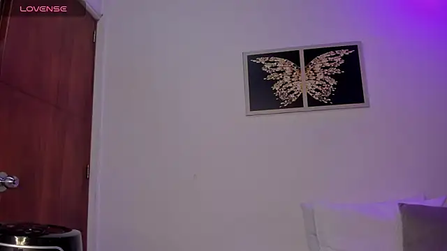 sharonscoth online show from May 14, 7:33 pm