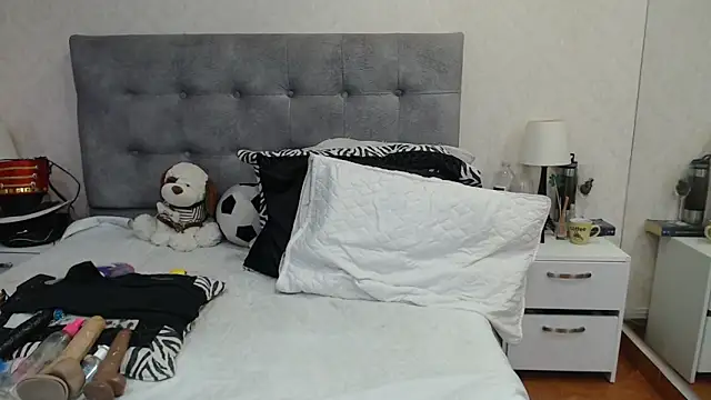 ScarlettGreen  online show from April 30, 11:28 am
