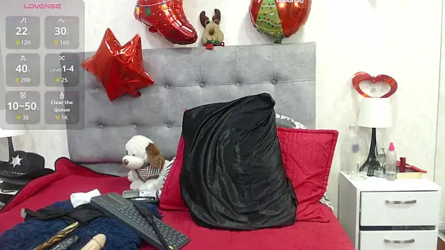 ScarlettGreen  online show from December 5, 11:42 am