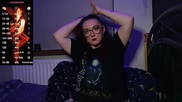 Ms Lunar-Lust online show from September 19, 9:52 pm