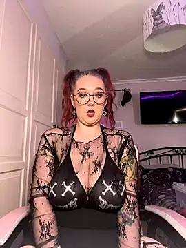 Ms Lunar-Lust online show from October 25, 10:25 am