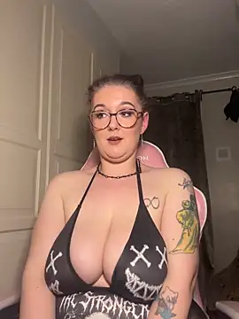 Ms Lunar-Lust online show from October 18, 5:59 pm