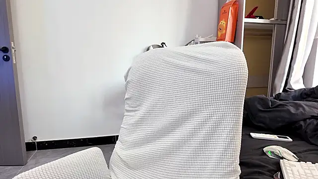 Rainbow-sweet online show from April 13, 7:23 am