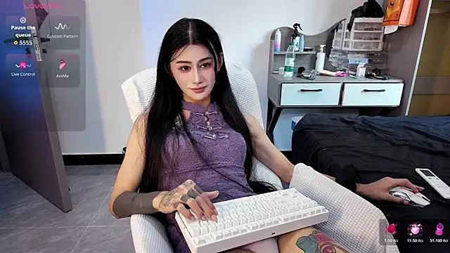 Rainbow-sweet online show from April 15, 6:30 am