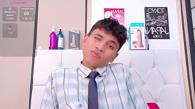 Ethan Westt online show from January 14, 8:12 pm