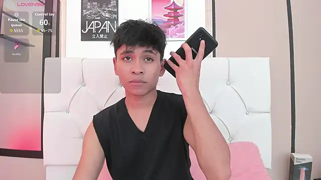 Snapshot of Ethan_Westt chatting on September 9, 8:18 pm Ethan Westt online show from September 9, 8:18 pm