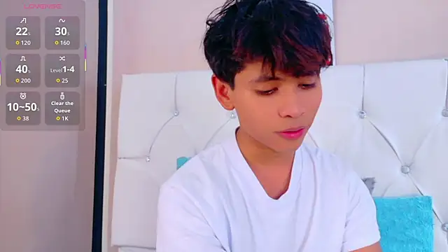 Ethan Westt online show from May 25, 8:29 pm