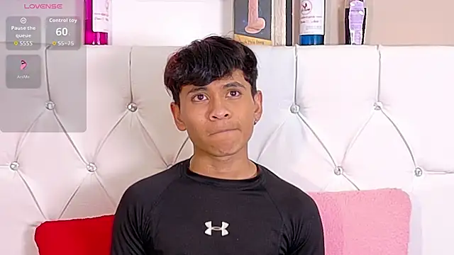 Snapshot of Ethan_Westt chatting on November 26, 10:10 pm Ethan Westt online show from November 26, 10:10 pm