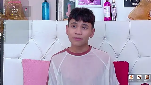 Ethan Westt online show from January 8, 8:15 pm